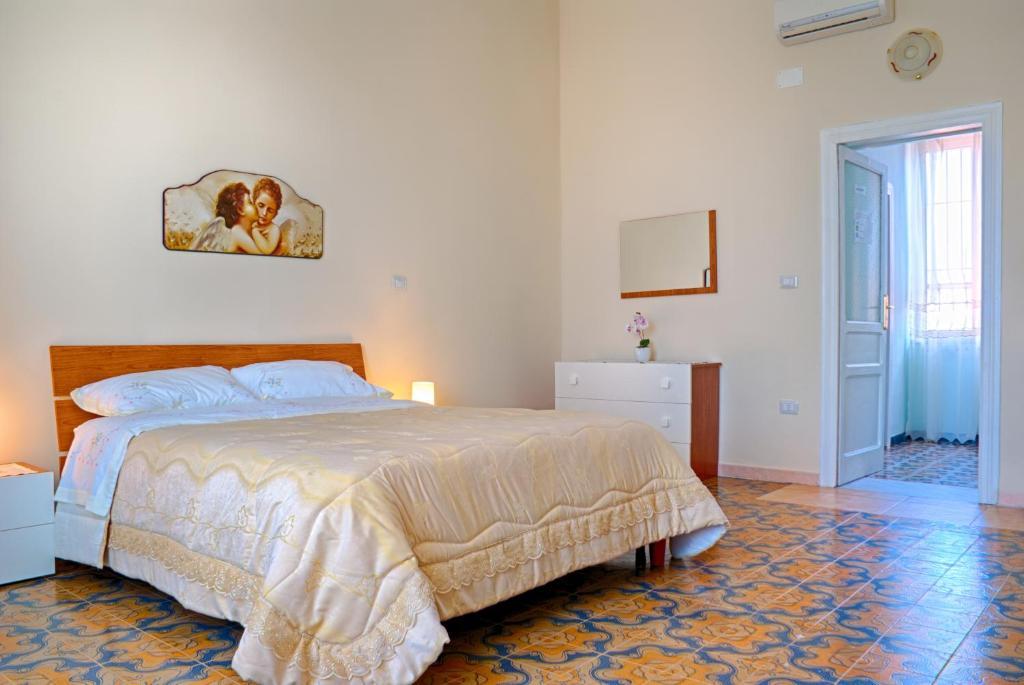 Bed And Breakfast Sommavesuvio Pollena Trocchia Room photo